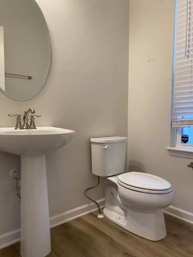 Main picture of 831 Dean Dr