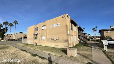 Main picture of 2408 W Campbell Ave