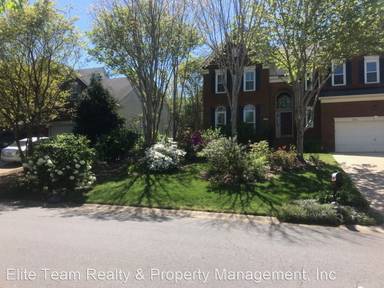 Main picture of 6328 Red Maple Dr