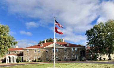 Main picture of Heritage Place Apartments