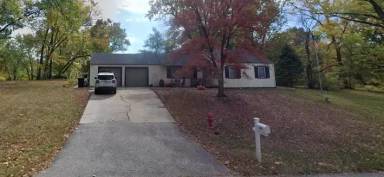 Main picture of 6211 Armstrong Ave
