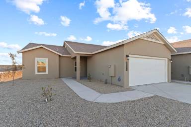 Main picture of 4027 Apache Pine Pl