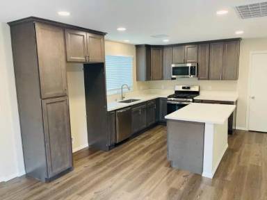 Main picture of 3823 Robinhood Ln