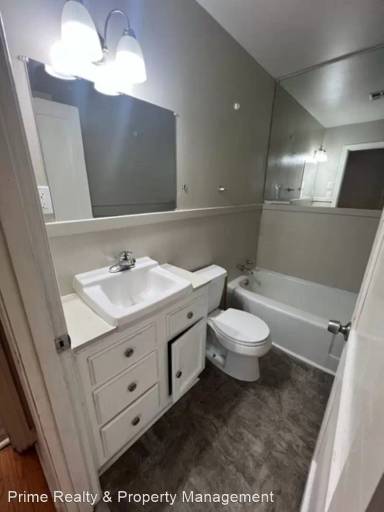 Main picture of 819 Jackman St