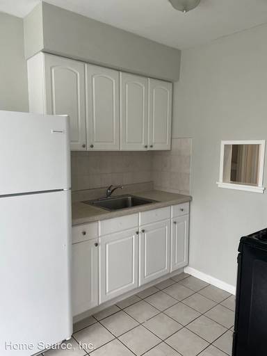 Main picture of 3801 S Olive Ave