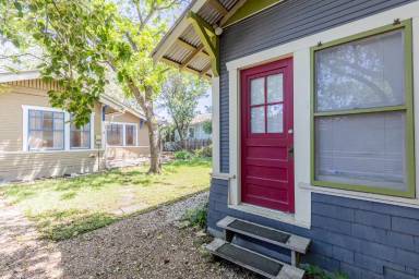 Main picture of 322 Pershing Ave