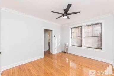 Main picture of 1617 W Belmont Ave