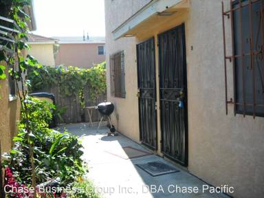 Main picture of 4480 51st St