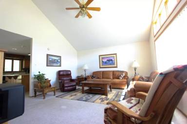 Main picture of 20 Gardiner View Rd