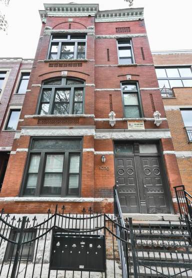 Main picture of 1056 N Hermitage Ave
