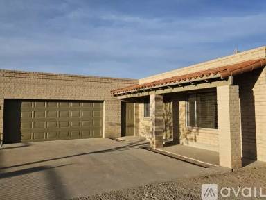 Main picture of 4445 S Kostka Ave