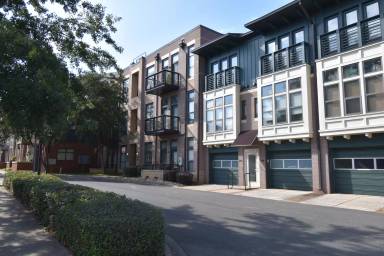 Main picture of 408 New Bern Station Ct