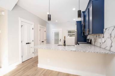 Main picture of 101 Georgia St SW