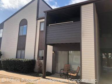 Main picture of 412 N Oakwood Rd