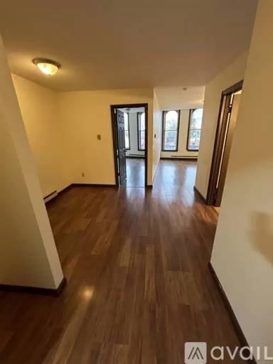 Main picture of 222 S Peterboro St