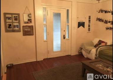 Main picture of 2313 State St