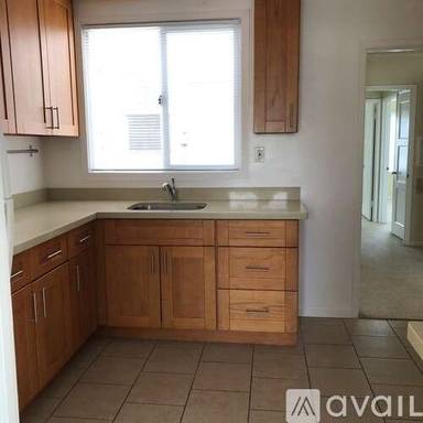 Main picture of 1471 33rd Ave