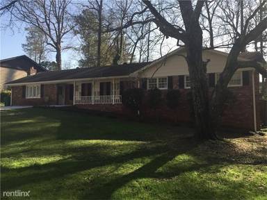 Main picture of 3919 Roman Ct