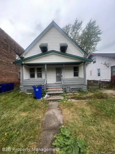 Main picture of 3670 E 142nd St