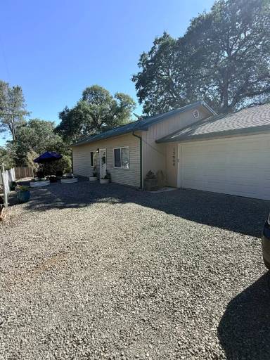 Main picture of 15664 31st Ave