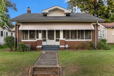 Main picture of 728 41st St
