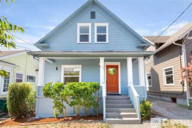 Main picture of 4119 Midvale Ave N