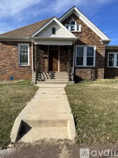 Main picture of 2643 Linden Ave