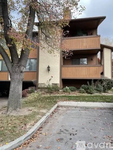 Main picture of 6865 S Countrywoods Cir