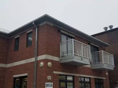 Main picture of 308 1/2 E Burlington St