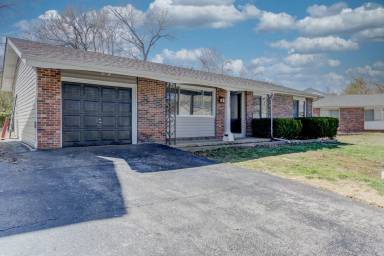 Main picture of 2303-93 Ida Dr
