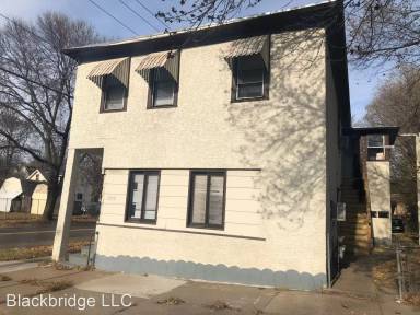 Main picture of 1059 Beech St