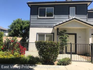 Main picture of 1555 Orange Ave