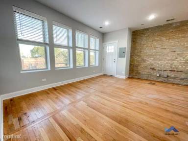 Main picture of 5424 N Ashland Ave
