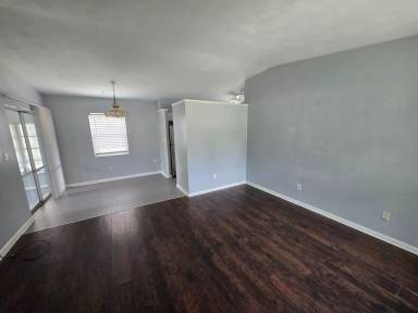 Main picture of 1282 Whitewood Dr