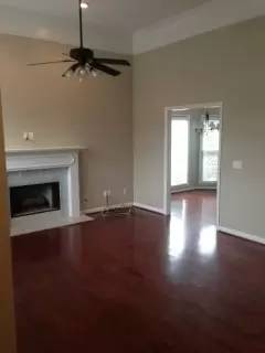 Main picture of 1556 Parkside Ct