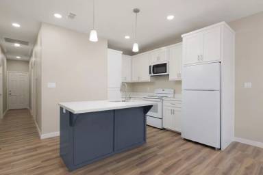 Main picture of 2429 Summit Rd