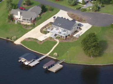 Main picture of Lake House BridgePointe