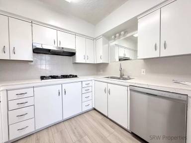 Main picture of 712 N Adams St
