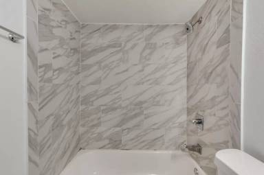 Main picture of 4633 Fairmount St