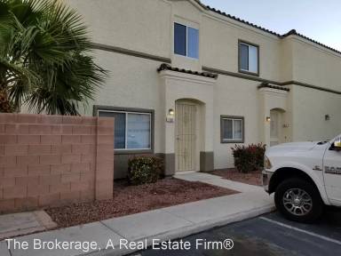 Main picture of 6328 Desert Leaf St