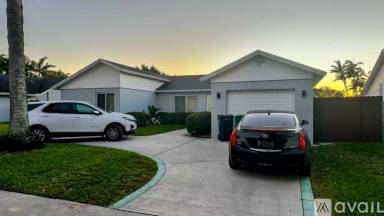 Main picture of 15332 SW 142nd Ct