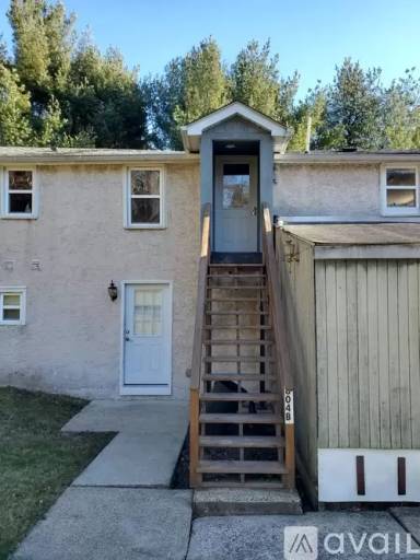 Main picture of 804 N 7th St