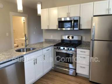 Main picture of 146 Main St