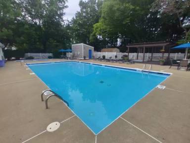 Main picture of Maple Ridge Apartments