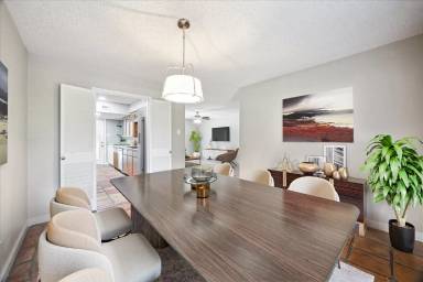 Main picture of Carrington Court Apartments