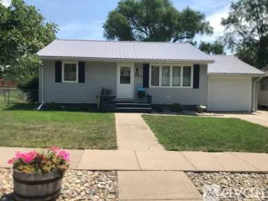 Main picture of 208 N Tyler Ave