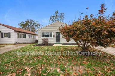 Main picture of 930 Foster Ave