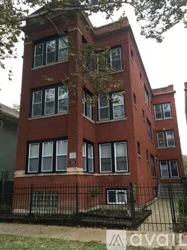 Main picture of 5219 N Christiana Ave