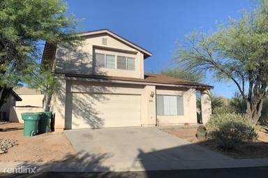 Main picture of 8070 N Streamside Ave