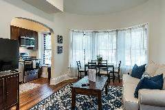 Main picture of 1463 Beacon St
